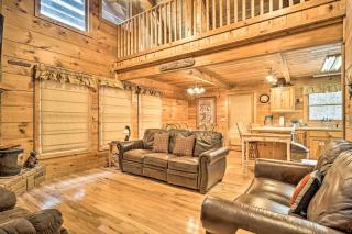 Wraparound Deck and Hot Tub Cabin in Sevierville - Sevierville - 6