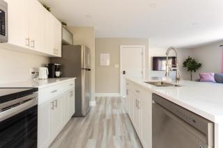ENTIRE 2 BEDROOM APARTMENT DOWNTOWN - u2 - Kitchener - 5