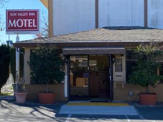 Sun Valley Inn - Pleasant Hill - 7