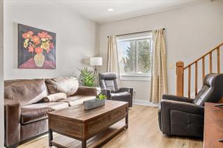 Modern Red Lodge Cabin - Walk to Broadway Ave - Red Lodge - 3