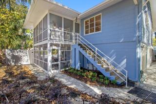 Blissful Beach Retreat - Holmes Beach - 9