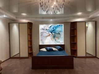 Кривой Рог, 95 квартал, Гагарина 3, Люкс апартаменты - 0