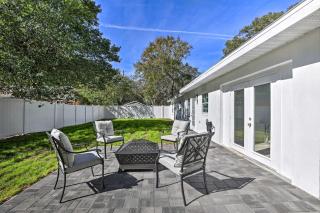 Chic Home with Fire Pit and Patio, Walk to Lake! - - 9
