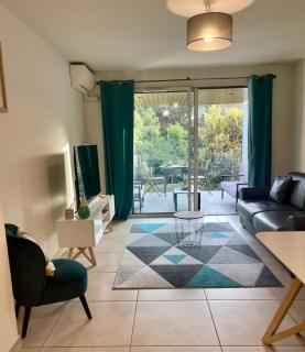 Oxford 1 bedroom apartment in a brand new building with a pool - 8
