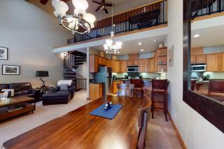 Snow Porch - Truckee - 6