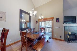 Snow Porch - Truckee - 7