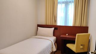 Grand Kuta Hotel and Residence - Legian - 5