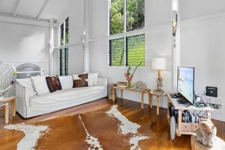 Doorila Beach House - Bedarra Island - 4
