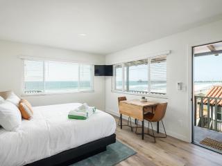 The Marbella - Oceanside - 0