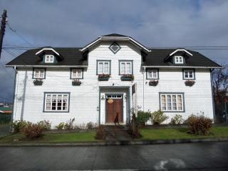 Hostal y Cabañas Villa Germana - Puerto Varas - 0