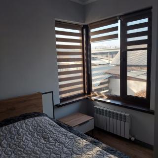 Little Shangri-La - 3