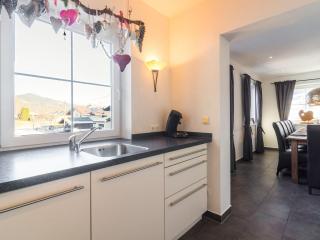 Luxurious holiday home with terrace in Tyrol - Brixen im Thale - 1