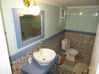 2 Bed Flat - Sleeps 4 - Pets - Wifi - 3