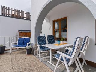 Lively flat near a ski resort in Fiss - Fiss - 6
