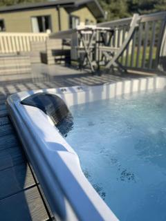 Gleneagles Lodge with Hot Tub - York - 7