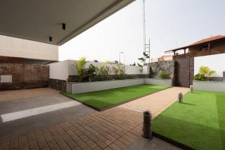 Modern 2BR House - Private Pool - Parking - San Bartolomé - 3
