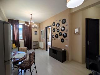 Уютная и светлая квартира с видом на горы - Tbilisi - 3