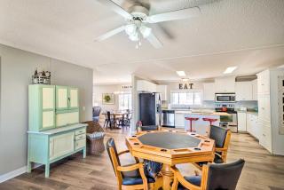 Cypress Point Spacious Home Pier and Boat Launch! - Alliance - 2