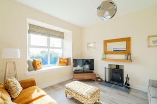 Dourie Farmhouse - 7