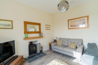 Dourie Farmhouse - 6