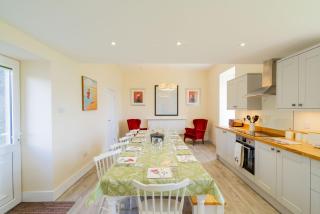 Dourie Farmhouse - 4