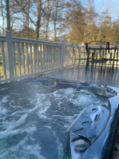 Brackencroft Lodge with Hot Tub - York - 9
