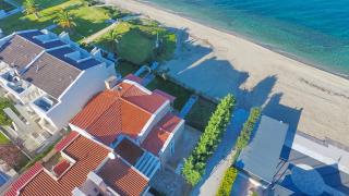Villa Omega - Beachfront, Garden, BBQ - Hanioti - 0