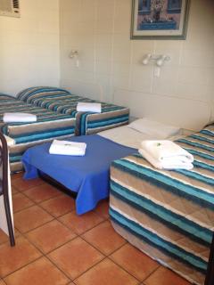 Sunburst Motel - Gold Coast - 9