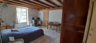 Suite de charme dans une maison charentaise - Cozes - 9
