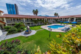 Quinta Dorada Hotel & Suites - Saltillo - 4