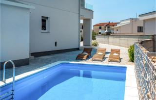 Stunning Home In Sibenik With Kitchen - Šibenik - 5