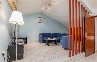 Amazing Home In Premantura With Wifi - Premantura - 7