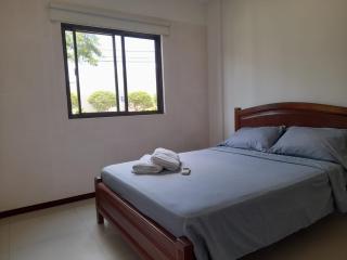 Departamento Planta Baja con parqueo en Condominio - Santa Cruz de la Sierra - 3