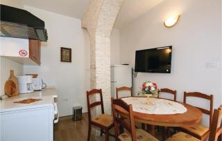 Beautiful Apartment In Umag With Wifi - Umag - 9
