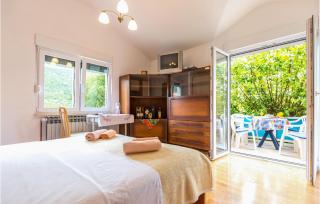 Two-Bedroom Holiday Home In Slivno - Slivno - 2
