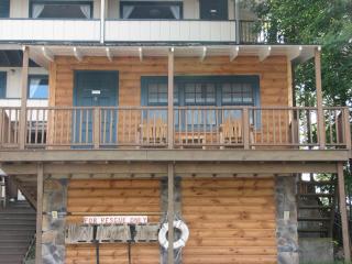Pine Knoll Hotel Lakeside Lodge & Cabin - Old Forge - 2