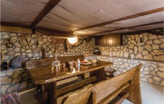 Three-Bedroom Holiday Home In Brstanovo - Brštanovo - 2