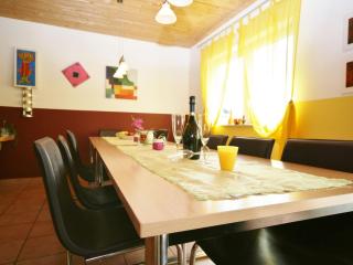 Large chalet in Piesendorf with sauna - Piesendorf - 8