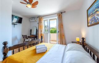 Amazing Apartment In Duce With Wifi - 6