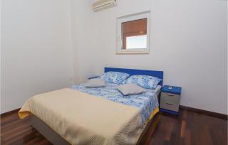 One-Bedroom Apartment In Makarska - Makarska - 3