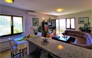 3 Bedroom Awesome Apartment In Kostrena - 6