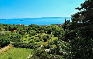 3 Bedroom Awesome Apartment In Kostrena - Kostrena - 9