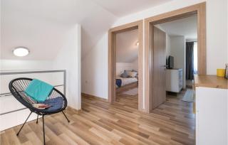 Two-Bedroom Holiday Home In Pokupska Slatina - 1
