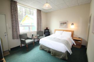 Mountaineer Lodge - Lake Louise - 5