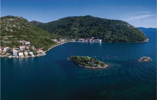 One-Bedroom Apartment In Ploce - 9