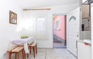 Cozy Apartment In Kostrena With Wifi - Kostrena - 1