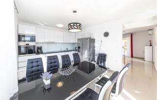 Lovely Home In Seget Vranjica - Seget Vranjica - 9