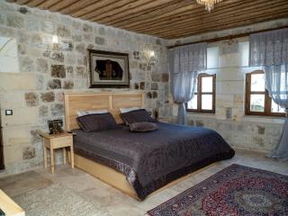 Elika Cave Suites & Spa - 7