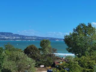By the Waves luxury beach apartment - Varna - 9