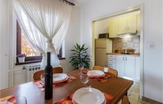 Awesome Apartment In Umag With Wifi - Umag - 5